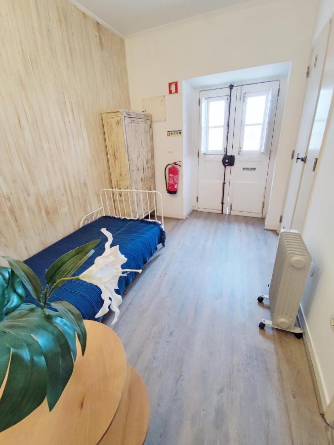 Small Lovely Studio Lisbon Exterior photo